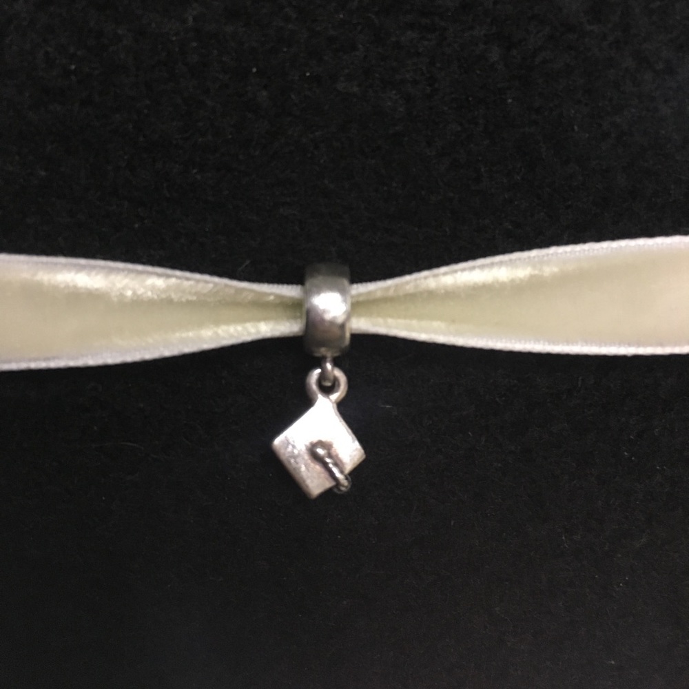 Pandora Graduation Cap charm